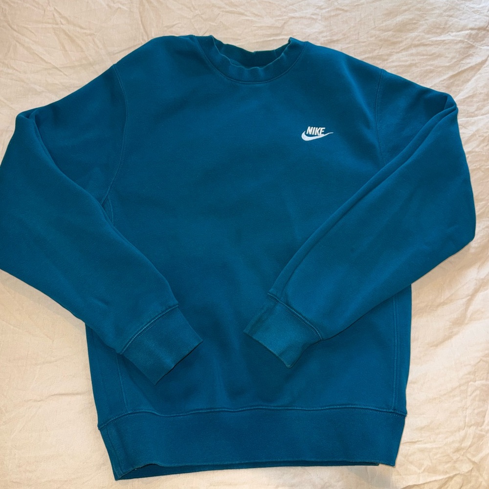 Nike men’s fleece crewneck size small